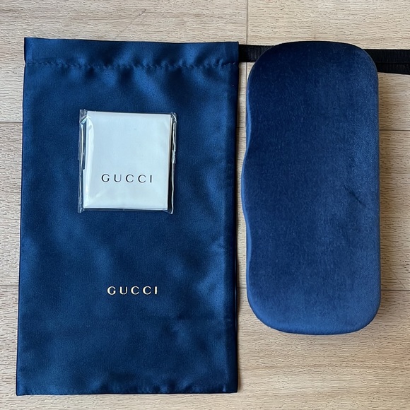 Gucci Case - Picture 7 of 7